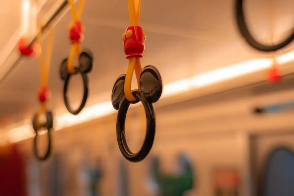 End a perfect day on Mickey’s exclusive Dream Train~