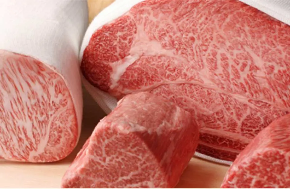 入口即化的上等牛肉—神戶牛（圖片僅供參考）