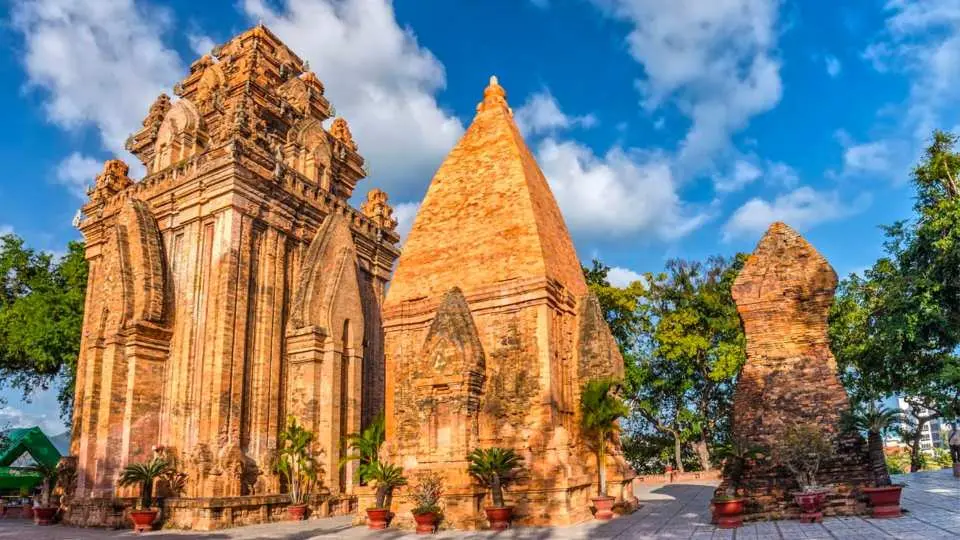 City Tour :  National Oceanographic Museum, Po Nagar Cham Towers, Nha Trang Cathedral & Chong Rock - For those with limited time to spare, our Nha Trang tour is tailor-made to offer an exceptional experience in a short span. Immerse yourself in the city's essence as you explore its natural wonders, including iconic spots like the Oceanographic Institute and Chong Rock. Unveil the city's rich history by visits Buddhist Ponagar Temple and the Nha Trang Catholic Cathedral.