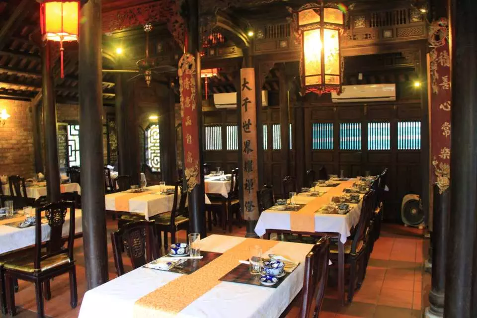 Have a taste of the iconic Y Thao Garden's authentic Hue cuisine