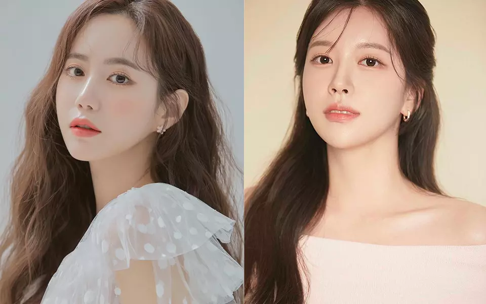 Two female models showcasing natural long hairstyles designed by JOY 187 in Seoul, featuring soft waves and elegant charm, perfectly embodying the sophisticated aesthetics of Korean fashion.