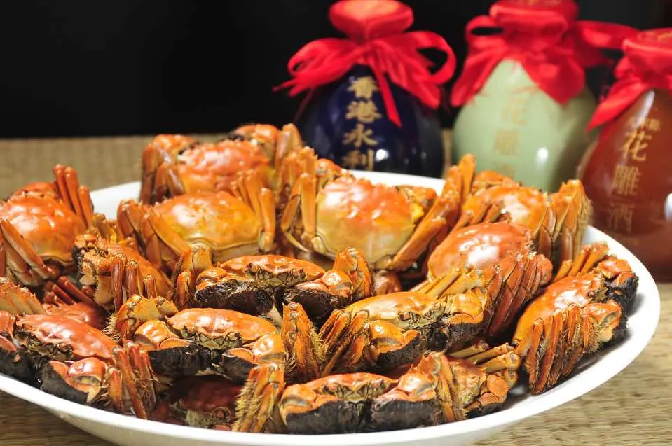 "September is round and October is at its peak." The hairy crabs from Jiangsu farms provided by Wynn are still available until December. If you don't wash them, you are afraid of missing out on crabs or crabs.