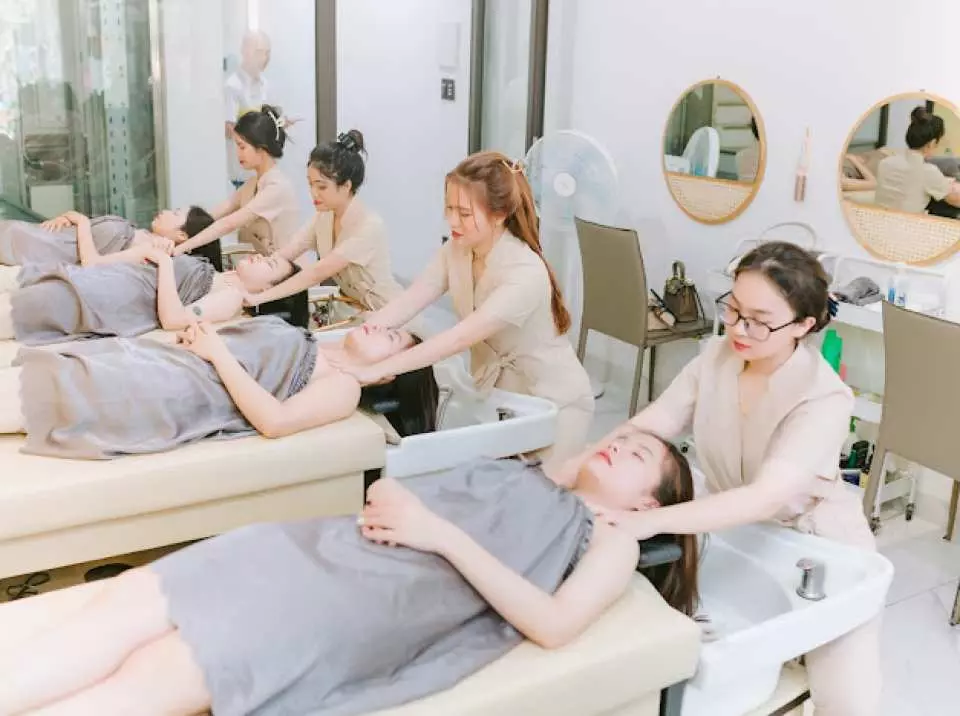 Experience the excellent service provided by skillful therapists