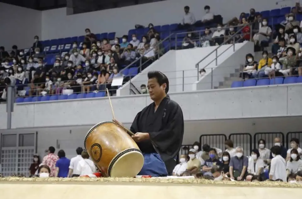 Catch the taiko drumming demonstration, which was started by "Meijin Sumo Taro", the first survivor in the sumo world to receive a medal of honor