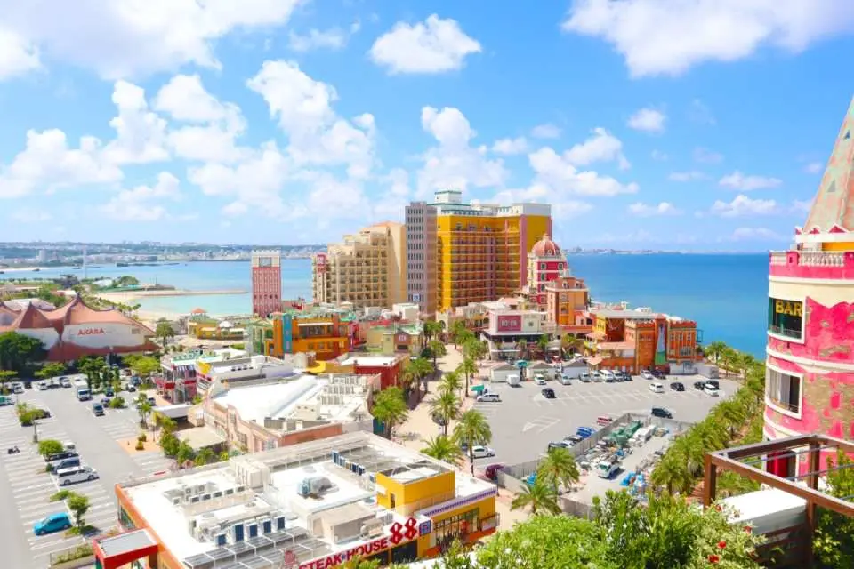 Okinawa Chartered Car Reservation with Chinese-Speaking Driver | Japan