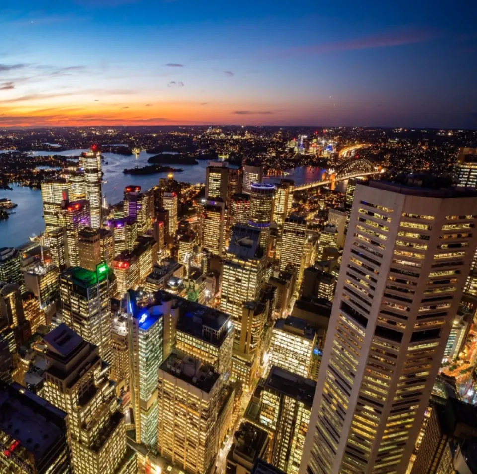 Enjoy the attentive table service that this restaurant has to offer, as you relax, unwind, and escape from all the noise in the city, and take in the marvelous city views