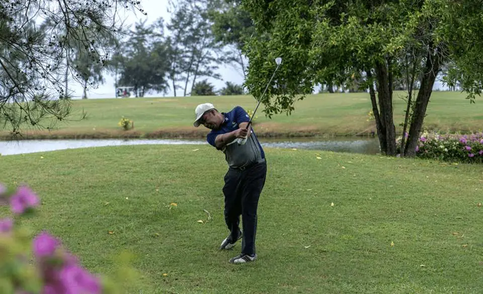 The track's key characteristics are its undulating fairways and its well-contoured greens across a series of small lakes, waterways, and hillocks - ingeriously crafted to add to its varying degree of difficulty.