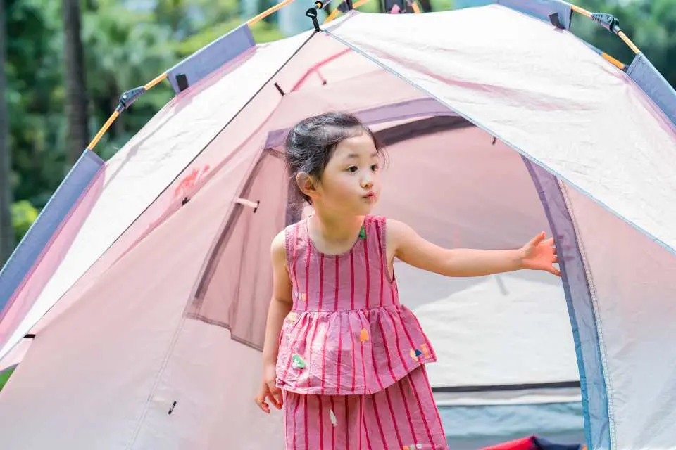 屋外庭園と庭園遊び施設