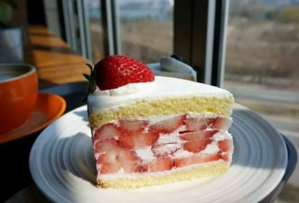 特別安排 送人氣咖啡廳草莓蛋糕（一人一件）