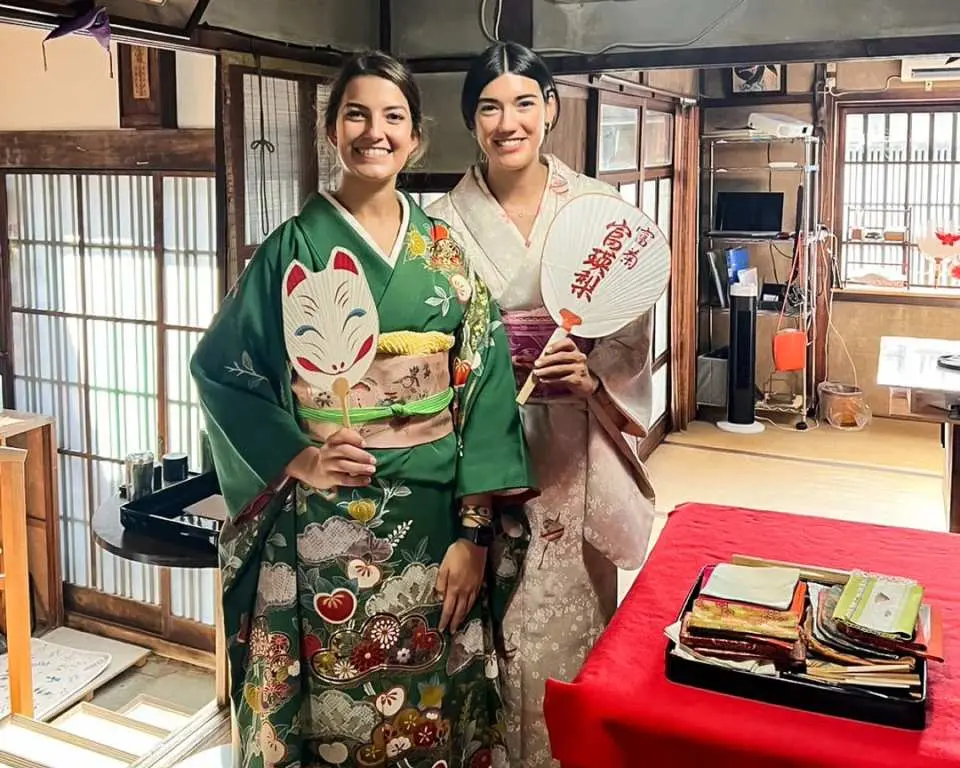 Wear a kimono and have a comprehensive cultural experience