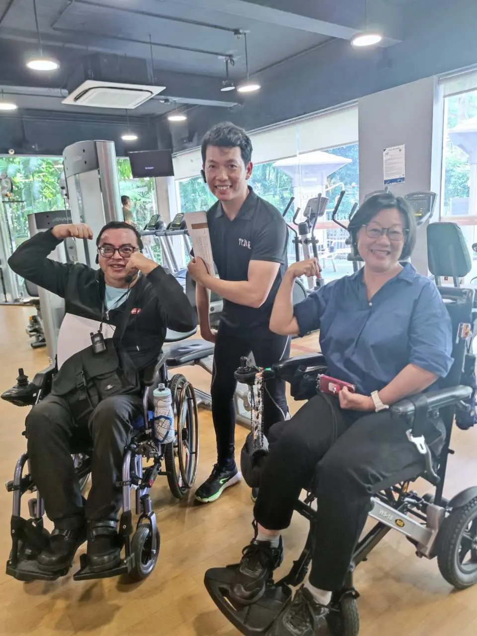 Take part in a thought-provoking trip with a knowledgeable guide who possesses extraordinary abilities, offering new perspectives and motivation.