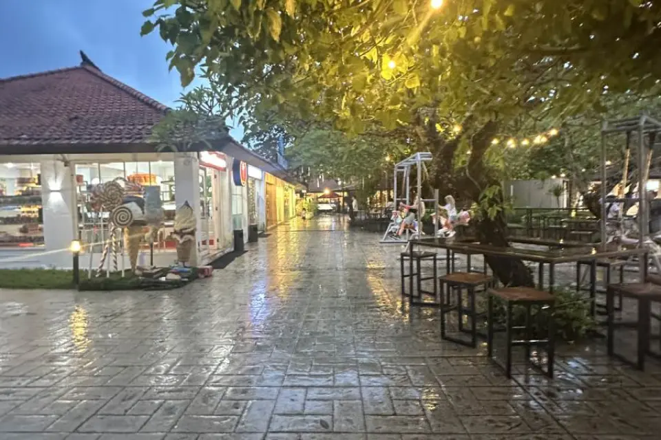 【照●海神廟 Tanah Lot〉入●南洋美體花香LULU SPA(2小時)〉入●BALI COLLECTION花園廣場購物中心〉照●金巴蘭夕陽美景】