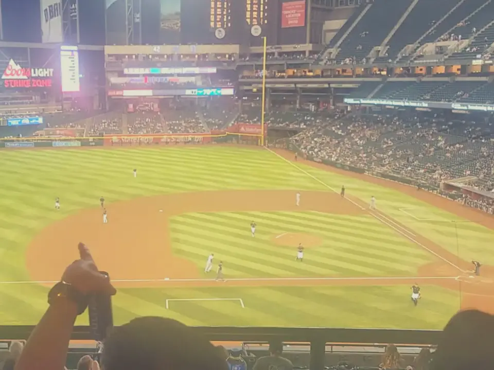 ชมการเล่นของทีม Arizona Diamondbacks ใน MLB