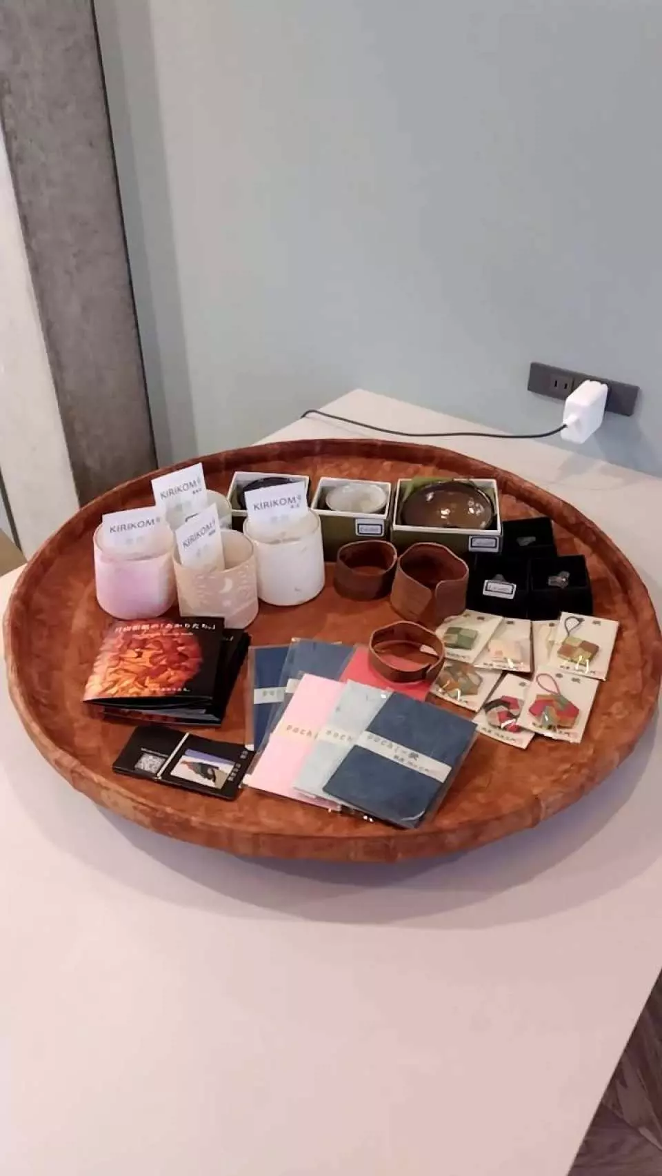 作為參加這次旅行的紀念，我們將贈送您西川町的瑪瑙製品。