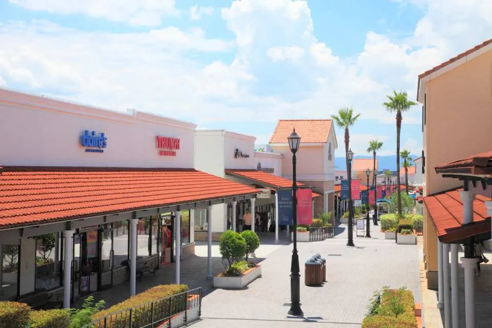 鳥栖Premium Outlet