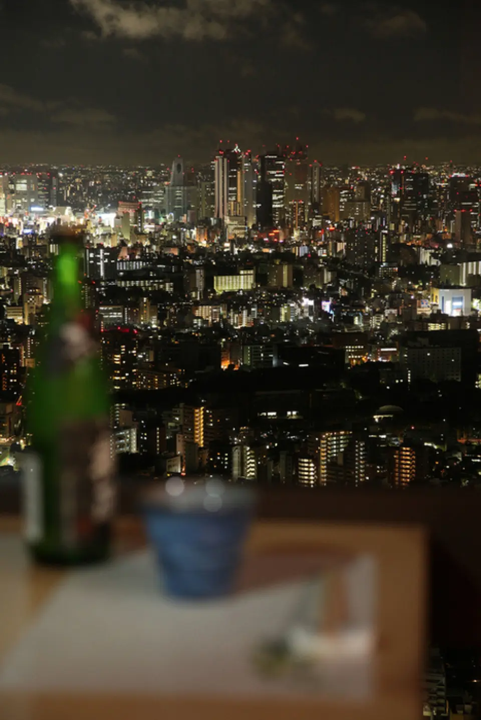 Sunshine 60 is a famous spot with a great view in Ikebukuro. From the sky restaurant on the 59th floor, you can enjoy a view from 220 meters above ground. It is perfect for anniversaries, dates, and dinner parties.