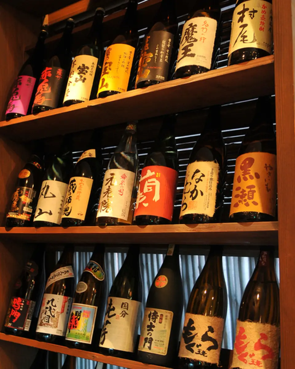 The shochu carefully selected by the owner himself is diverse, ranging from major brands to rare brands. You can choose one to go with your meal, or choose a brand to go with your snack. Please try the various types.