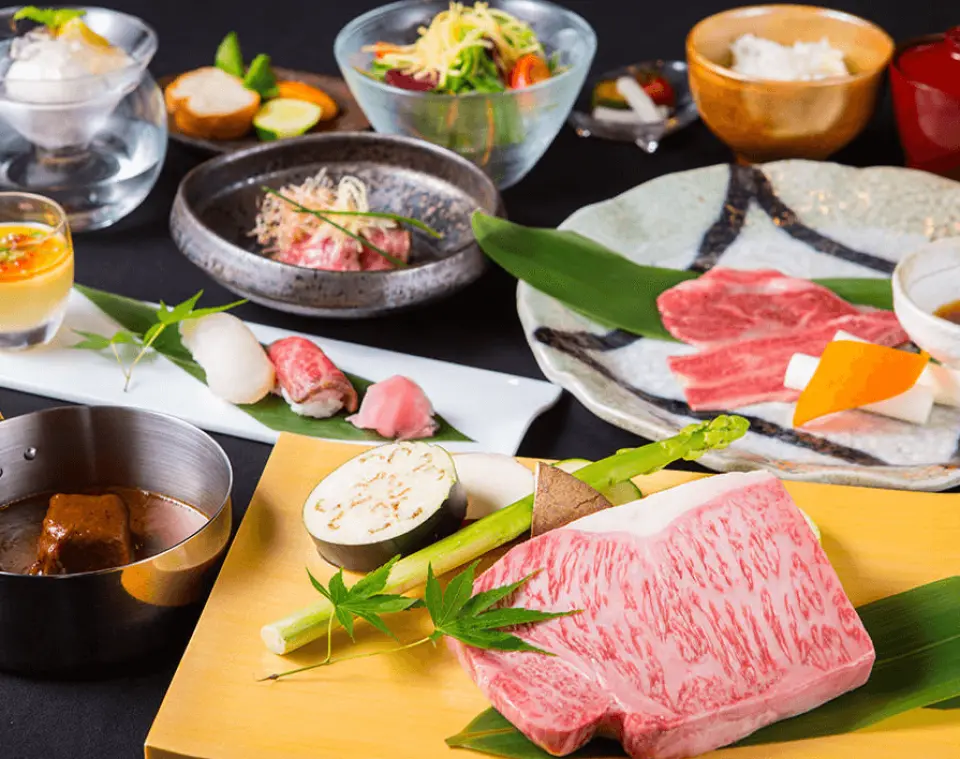 高級和牛鐵板燒！充分展現神戶牛令人驚艷之處