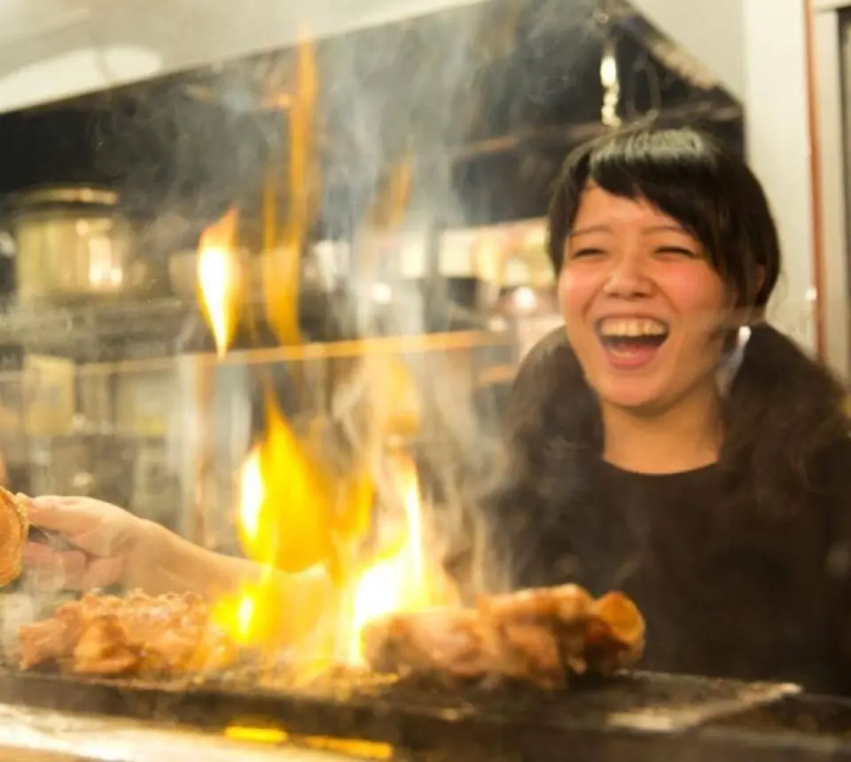 The first manager was a university student, and we also have female barbecue chefs! The fun atmosphere makes your everyday drinking party even more fun. If you have any questions or concerns, please feel free to ask us.