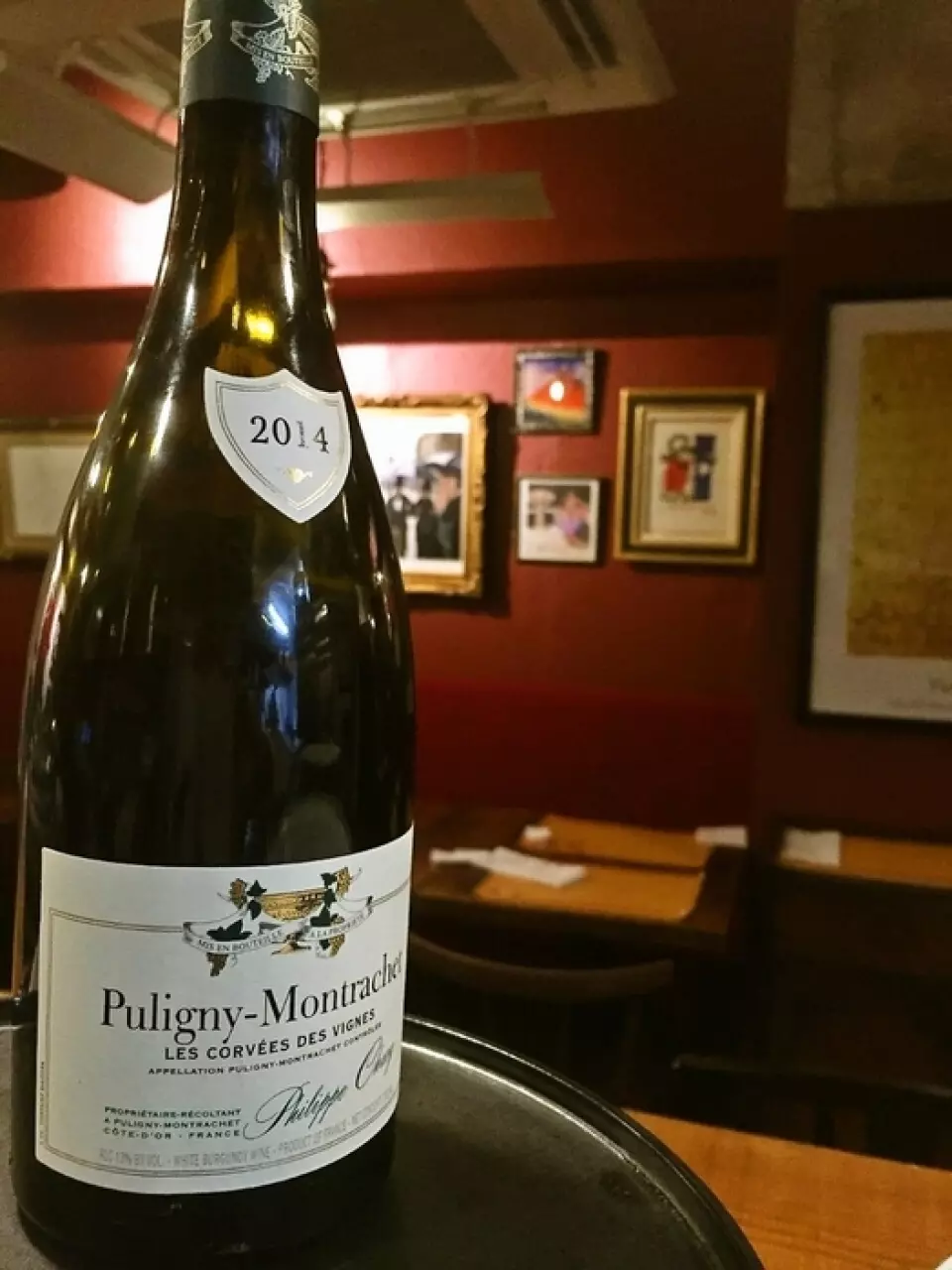 There is a wide variety of wines, mainly from France, selected without regard to borders. Cocktails using French liquors such as Eguivergine, Ciroc vodka, and Saint-Germain liqueur are also popular. There is also a full selection of non-alcoholic drinks, such as non-alcoholic cider, selected with the theme of "matching well with food."