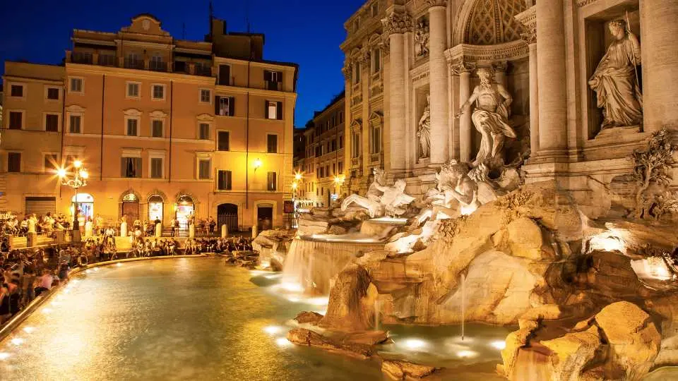 น้ำพุเทรวี