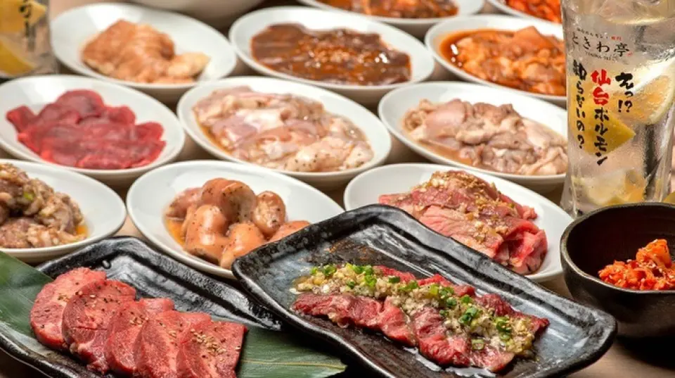 If you want to have fun, we recommend the banquet plan! We have two 90-minute all-you-can-eat and drink courses available for 3,300 yen and 4,400 yen, so even the organizer can feel at ease with the price. In addition to our specialty "Salted Offal," we boast a diverse and attractive lineup of dishes such as miso offal. As for alcohol, we offer all-you-can-drink lemon sour. Or you can choose to have all-you-can-drink all types of alcohol!