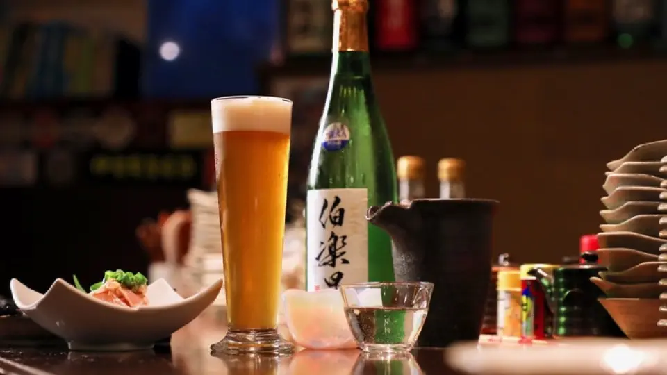 Both the draft beer and sake change daily! Once a barrel is gone, it will be replaced with another type of sake. We also purchase sake in 1 sho units, so you can enjoy a different experience every time you visit!