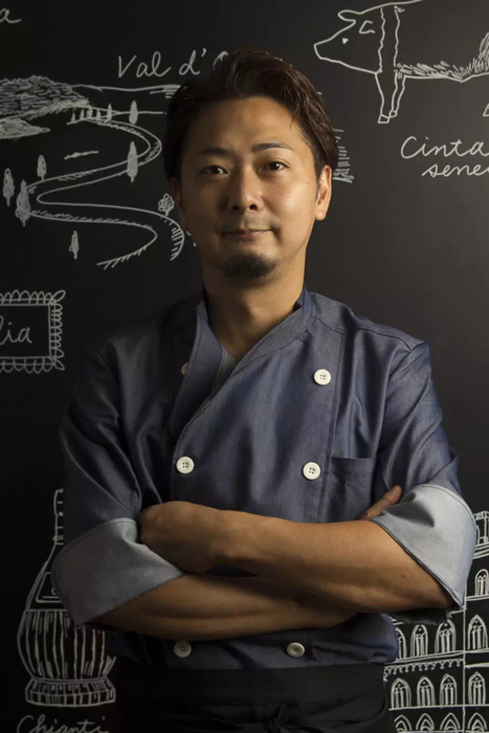 Enjoy the cooking and conversation of Kawai Tetsuhei, who has worked for around 16 years in Tuscany, including as a chef at well-established restaurants and as a sous chef at a Michelin-starred restaurant.