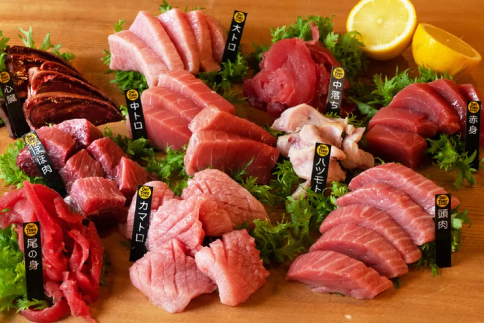 Not only are there super fresh otoro and chutoro, but you can also enjoy the essence of tuna from the extremely rare cuts of tuna such as kama-toro, naka-ochi, cheek meat, and head meat (brain)! Depending on the location, there are cuts that only three servings can be taken! Enjoy the deliciousness of each cut of tuna, such as tail steak and stewed dishes★