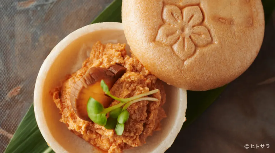 Abe, a popular restaurant with several branches in Tokyo, including its flagship store in Hiroo, is opening its Aoyama store in autumn 2020. The menu and space, which are perfect for the Jingumae location, are already creating a buzz! The style of being able to enjoy as much of what you like as you like is also popular.