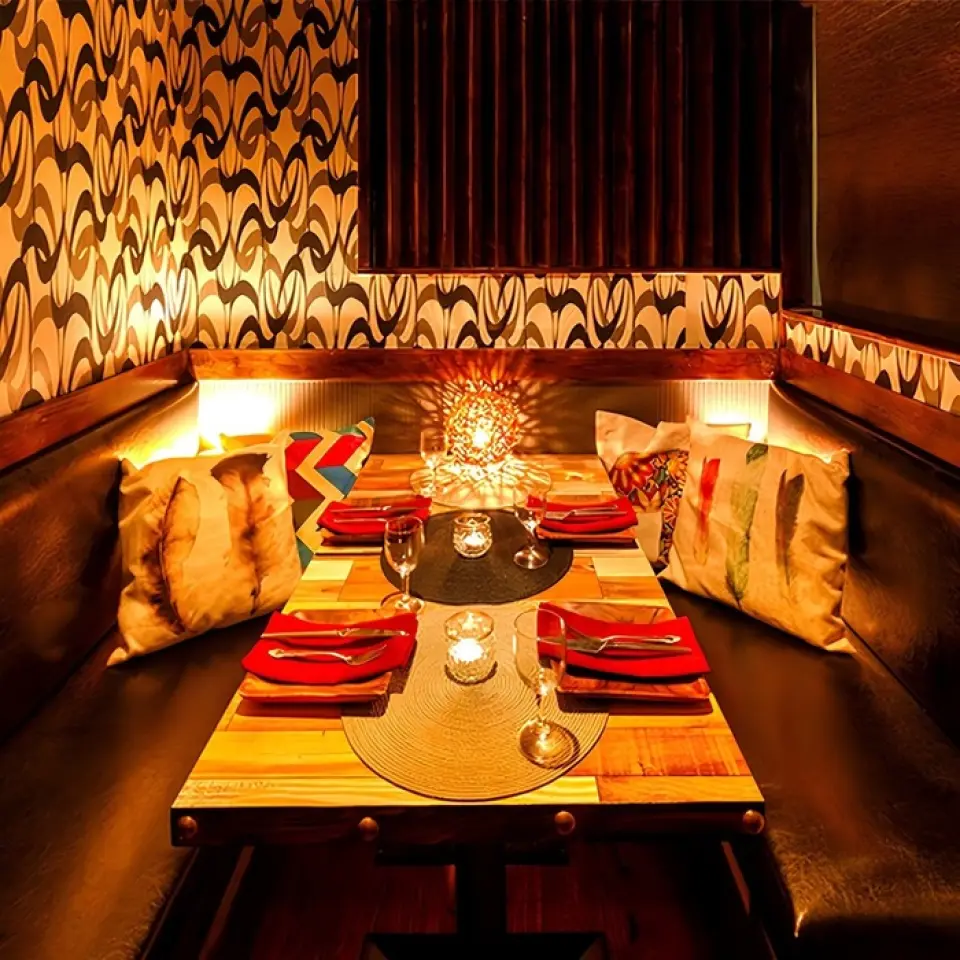 [A space for adults that can be adapted to any occasion] It can be used for a wide range of occasions, from men's dinner parties to company banquets and after-work drinking parties. The extensive menu is perfect for healthy-minded girls' gatherings. It is also recommended for birthdays and anniversaries, where you can treat your loved ones to food and drinks. You can relax in a calm atmosphere.