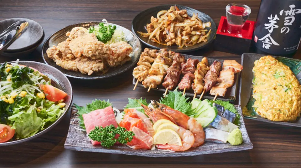 We offer two types of value courses. You can enjoy six dishes and all-you-can-drink for 3,850 yen. The course menu changes daily and includes popular izakaya staples such as salads and ham cutlets. We also accept requests for dishes. The all-you-can-drink option is reasonably priced and comes with draft beer! We also offer an all-you-can-drink plan for 1,650 yen for two hours, so it's perfect for students who want to casually enjoy a few drinks, such as at a drinking party or for a quick drink after work.