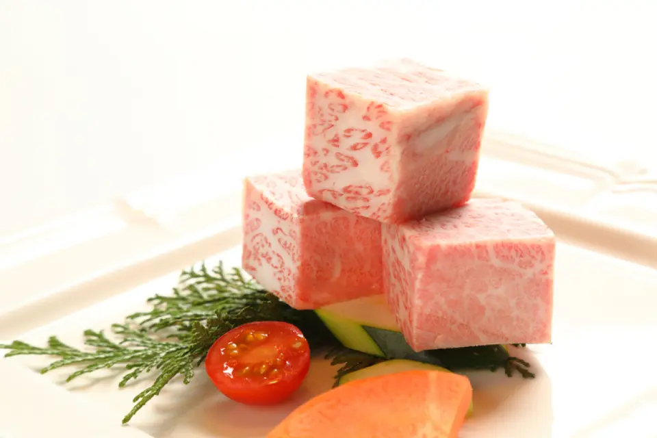 Ishihara Beef is a rare Wagyu beef that is only exported overseas and is not distributed domestically. Our restaurant is the only one that sells it domestically, so please enjoy the rare Ishihara Beef that can only be tasted at our restaurant.