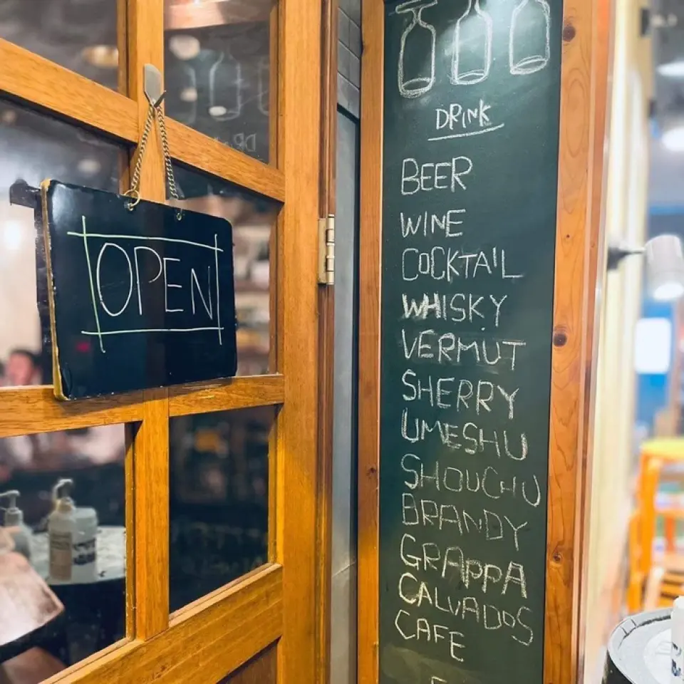 Komatsu Daimyo store also offers private rental plans. We can accommodate up to 30 people, but depending on your budget, we can even accommodate 10 people! Depending on your inquiry, we can even accommodate you before opening hours. Of course, we can also accommodate you late at night! Please feel free to contact us!