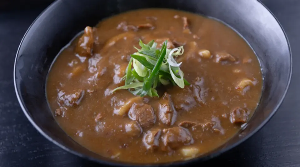 [Lunchtime only] We are particular about the soup, and have luxuriously made it using Olive Beef. It is a curry with a light and delicious flavor, which is a characteristic of Olive Beef. It is also sweet, so it is popular with children.