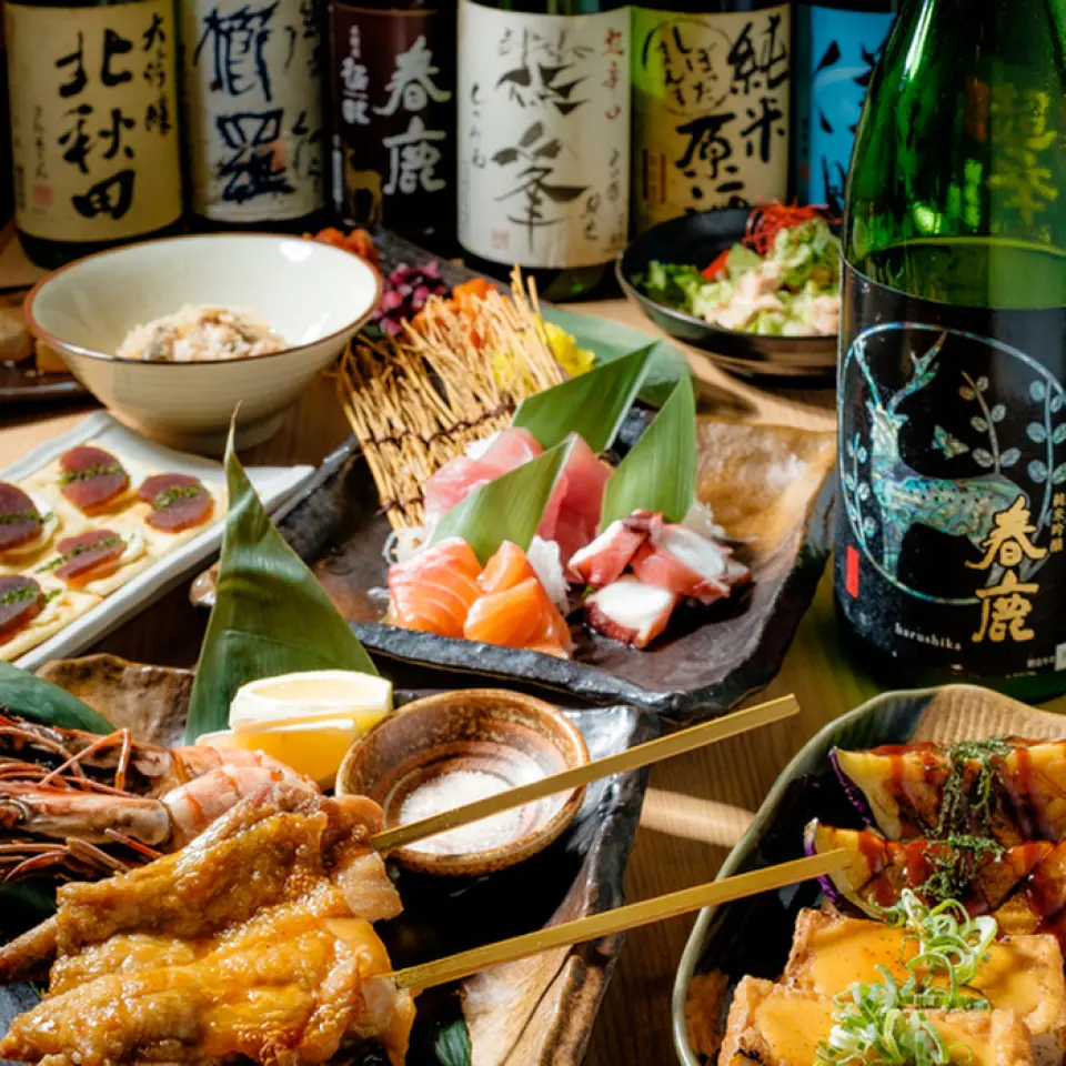 Yamato no Sanzoku offers four types of banquet courses! Prices range from 2,500 to 3,500 yen. Standard all-you-can-drink is available for an additional 1,500 yen (tax included), and premium all-you-can-drink is available for an additional 2,000 yen (tax included). For larger banquets, we also have private rooms that can accommodate up to 30 people, so please consider these as well. From 2,500 yen