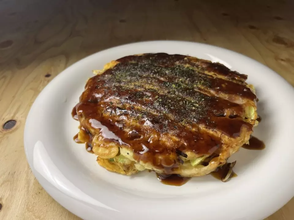 We also take pride in our okonomiyaki! You can enjoy the classic pork and egg okonomiyaki that has been loved for many years at our sister restaurant "Takeuma". We also have a wide selection of toppings! Choose your favorite and enjoy♪ We also offer tongue, which is very popular at BBQ, at the bargain price of 748 yen! It tastes even better if you squeeze some lemon on top and sprinkle some spring onions◎ We can also double the serving, so it's recommended for those who are hungry. We can also provide meals according to the number of people, so please feel free to contact us.