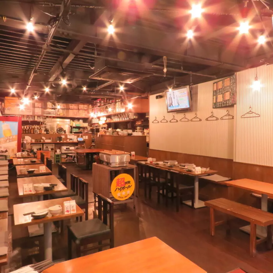 You can see the oden in the middle of the restaurant, and the staff will serve it for you. It's bright and lively ☆ It has a bright atmosphere like a robata, which is something you won't find anywhere else, and you can have a fun and lively drinking party! We can hold parties for up to 50 people, and we can also reserve the entire place for 20 people or more. Depending on the date, we can also take reservations in December!