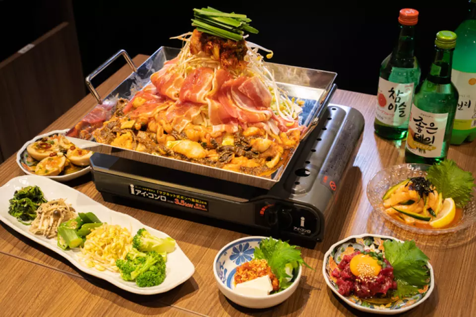 Chúng tôi cũng có thực đơn đầy đủ, hoàn hảo cho các bữa tiệc! Với 4.500 yên, bạn có thể thưởng thức gói bao gồm món samgyeopsal thịt lợn mang nhãn hiệu ăn thỏa sức, 3 món bạn chọn như kim chi, bánh kếp và kimbap, cùng đồ uống ăn thỏa sức. Chúng tôi cũng đề xuất "Món Chiritori Nabe + 3 món" nơi bạn có thể thưởng thức món Chiritori Nabe làm món chính. Bạn cũng có thể thêm bia với giá thêm 500 yên vào thực đơn uống thỏa thích, bao gồm nhiều loại đồ uống khác nhau. bóng cao, cocktail và giấm. Ưu đãi quá nên bạn nào đi nhóm vui lòng đặt hàng nhé.