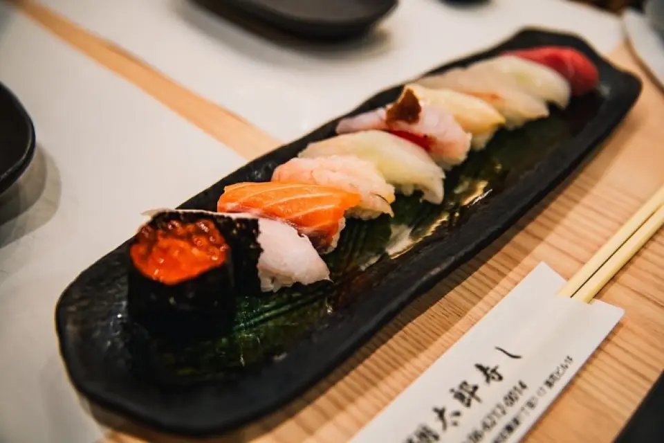 We offer authentic, exquisite sushi, painstakingly prepared by our skilled chefs, at reasonable prices!