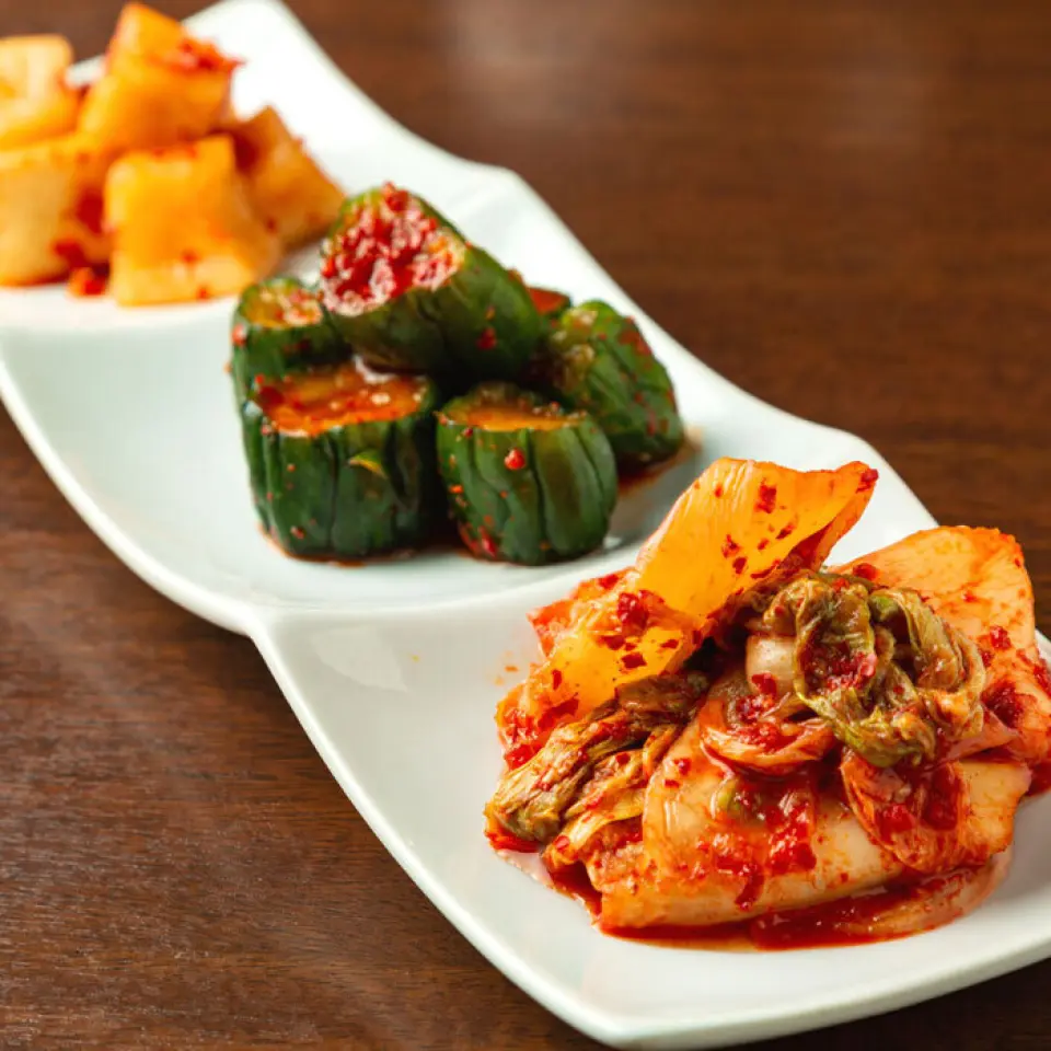 All our kimchi, including Chinese cabbage, cucumber, and radish, are homemade and original! Enjoy our delicious, crunchy kimchi, perfect as a snack. We also offer fresh meat cut on the day, so you can enjoy our carefully selected domestic beef at a reasonable price. We also have a wide selection of fresh, delicious raw foods, such as "raw senmai" (simmered chicken), "fatty tuna sashimi" (sliced beef sashimi), and "tongue sashimi" (sliced tongue sashimi), all of which are extremely fresh. Please give it a try!
