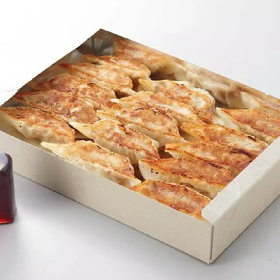 Take-out orders are accepted anytime from 11:00 to 23:00! You can choose between raw and fried gyoza. Of course, you can also take out other menu items, so you can enjoy "Maruken" at home♪