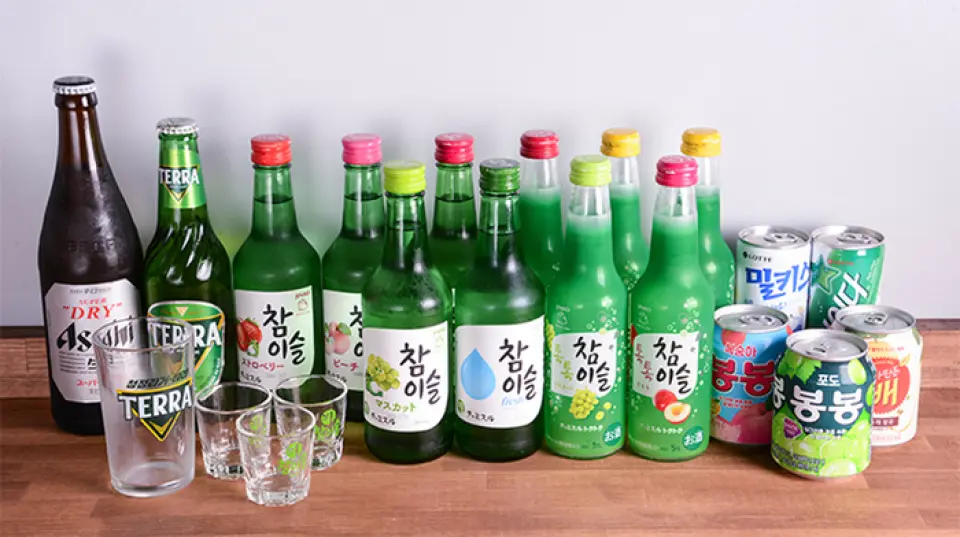 我們的商店於下午 3:00 至晚上 7:00 舉辦歡樂時光，您可以以合理的價格享用飲料。除瓶裝外，前兩杯飲料均可半價享用。非常適合早起飲酒聚會和小型聚會◎我們提供各種酒精飲料，包括流行的TERA啤酒和經典的Chamisul，以及高球和特德，以及當地流行的軟性飲料。請盡情享受。