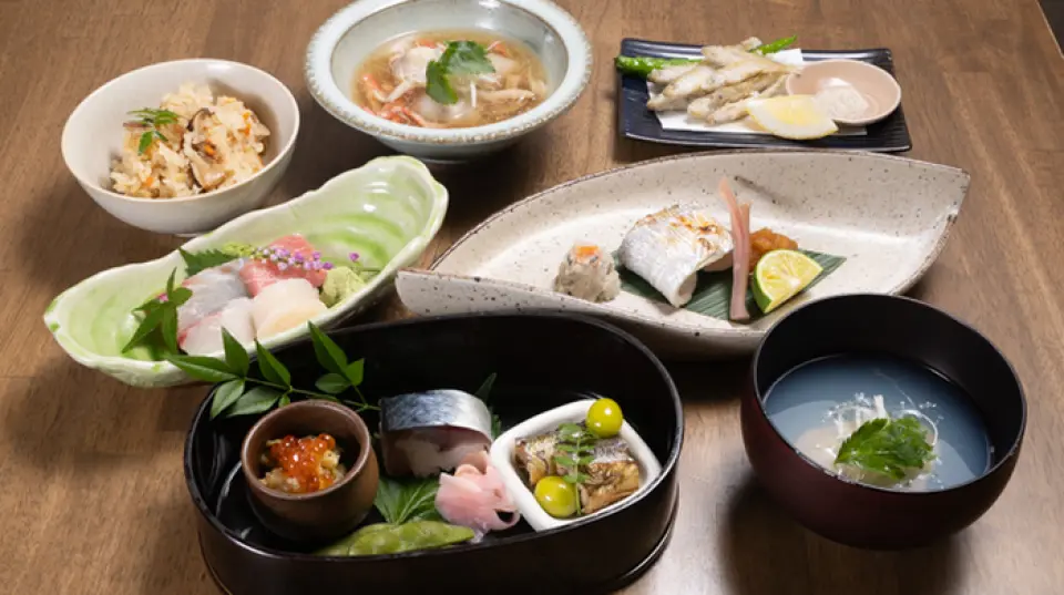 We recommend the 6,600 yen course. Compared to other courses, it is made up of dishes using more carefully selected ingredients. We also accept courses according to your budget, so please feel free to contact us. It is perfect for entertaining, business dinners, and company parties.