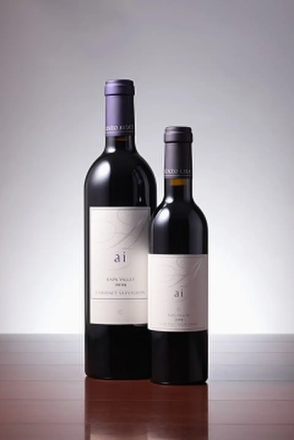 This wine, mainly made from Cabernet Sauvignon, is a masterpiece called "Ai," which vividly conveys the concentrated flavor of highly pure grapes.