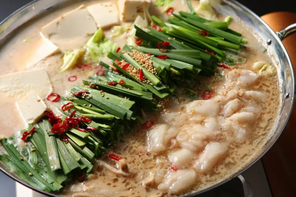 Omi beef motsunabe / Omi chicken nabe / Omi pork nabe / Baumkuchen pork and lettuce shabu-shabu / Omi beef tomato motsunabe
