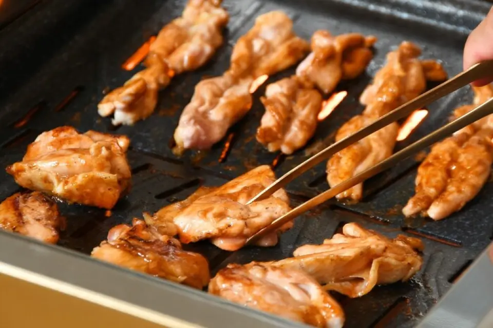 Chicken miso grilled in private rooms only. Seasoned with our secret homemade miso, this chicken miso grilled in a way that you won't find at other restaurants is unique to Toritsukasa.