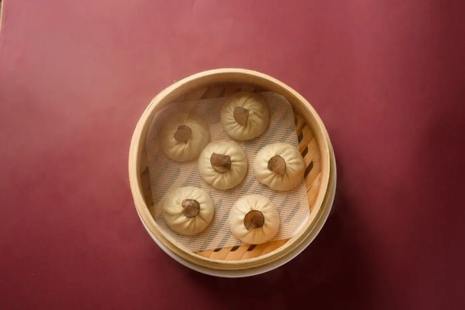 The classic "Original Flavor - Plain" has a gentle flavor, and is made with soup that has been simmered for 7 hours. The "Crab Meat - Crab" has a rich flavor, made with crab miso and crab meat. The "Matsuro - Truffle" is a luxurious dish with large pieces of truffle. We recommend all of them! You can order from 4 pieces of each, so please try them all and compare them.