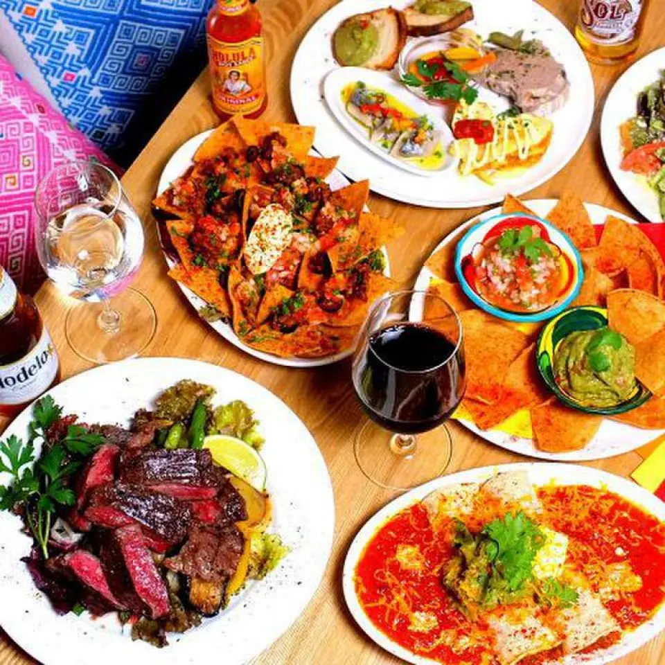 Cheers to delicious food and drinks! We also have discount coupons available now ◎ Enjoy a course meal of Mexican and Spanish cuisine ◎