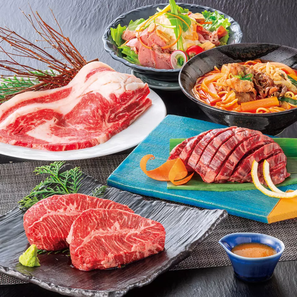 We offer an all-you-can-eat menu of carefully selected yakiniku! In addition to yakiniku and horumon, we also offer kimchi, salads, grilled vegetables, delicacies, yukgaejang ramen, and more, all of which we deliver with pride! We also offer courses where you can enjoy beef tongue and domestic beef.